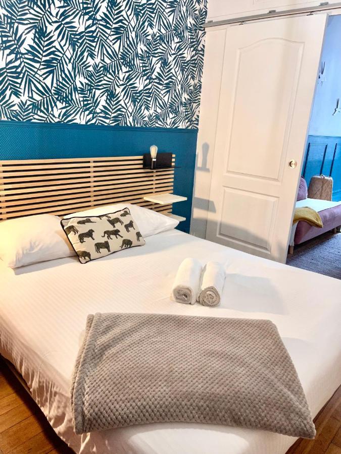 Le Grand Royal, 2 De Charme, Place Royale Apartment